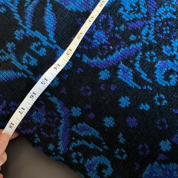 Norvyk Wool Sweater - Picture 9 of 12